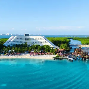 Grand Oasis Palm Cancun